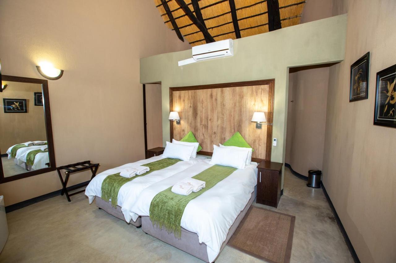 Lapa Lange Game Lodge Mariental Buitenkant foto