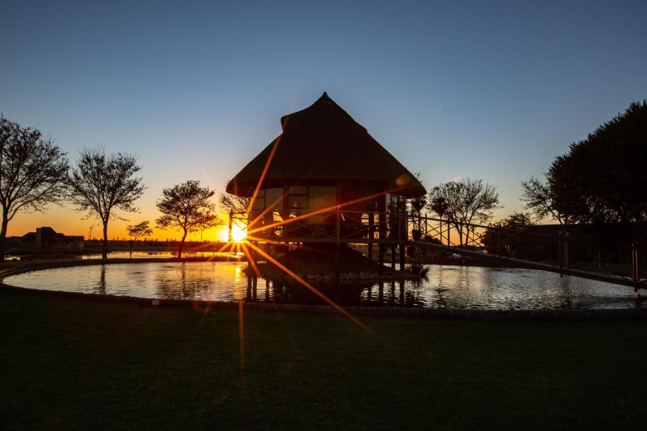 Lapa Lange Game Lodge Mariental Buitenkant foto