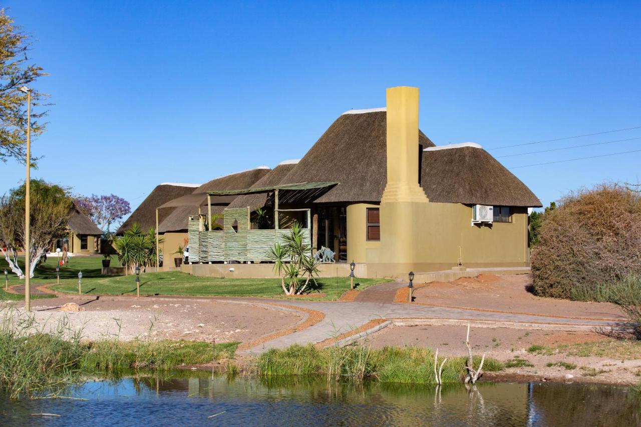 Lapa Lange Game Lodge Mariental Buitenkant foto